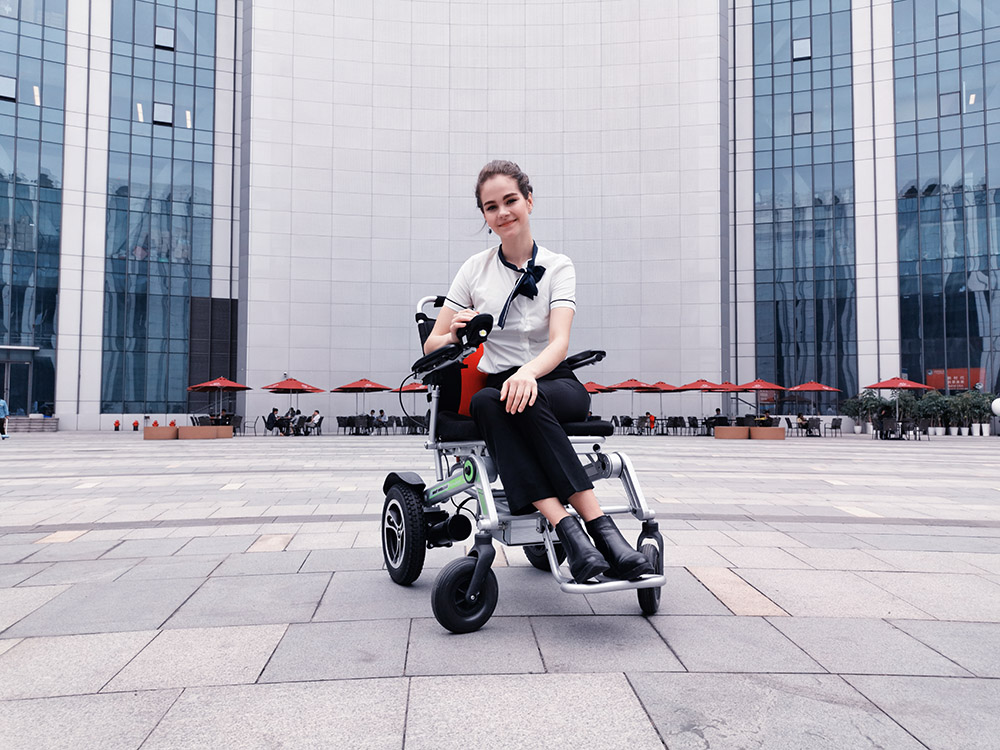 Airwheel H3T electric wheelchair