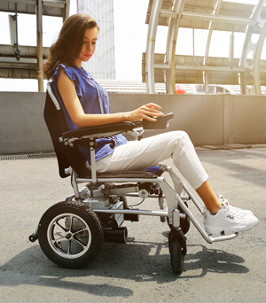 Airwheel H3Mini electric wheelchair