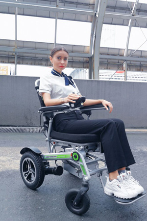 Airwheel H3Mini power wheelchair