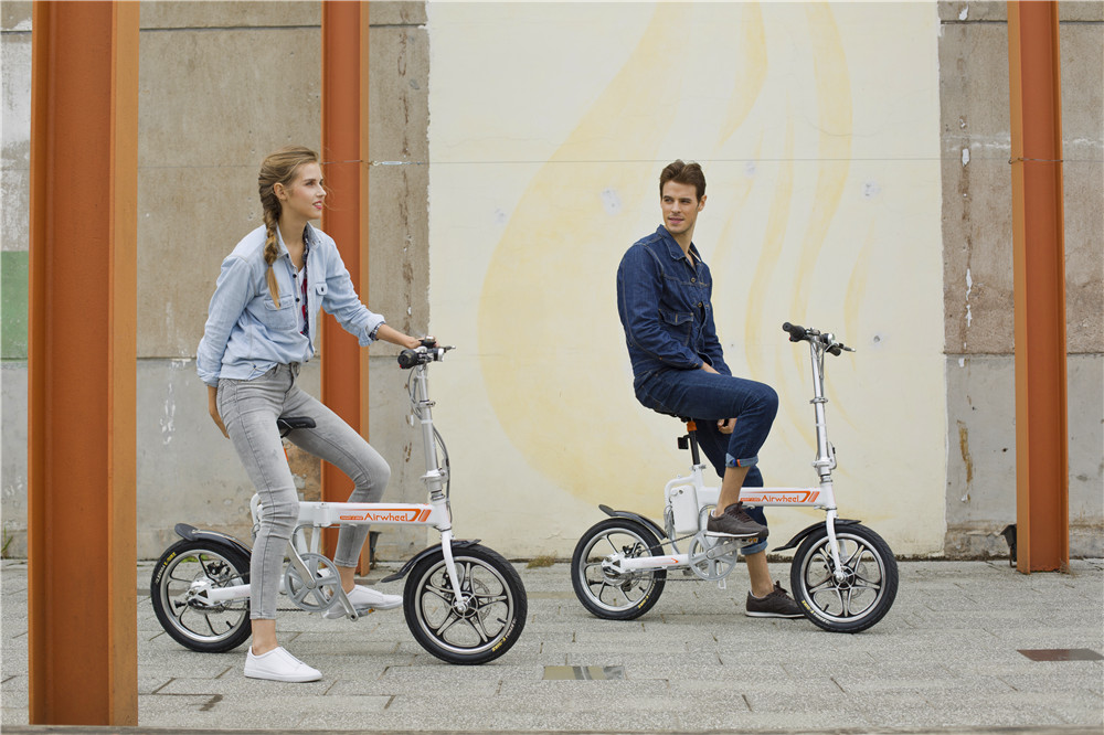 Once receiving the phone call, he could ride an Airwheel to the spot and put his scooter easily besides him due to the small size.