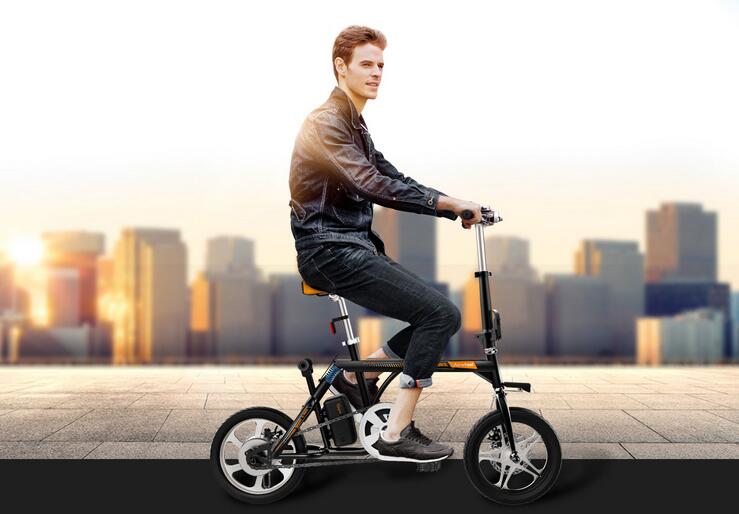 Airwheel R3 electric assist urban bike